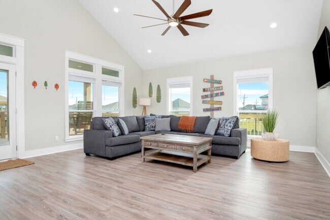 Foto del edificio - 947 Gulf Shores Dr