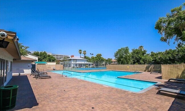 Community Pool - 1401 Elizabeth Ave