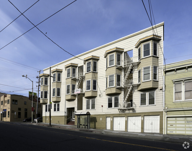 Building Photo - 1450 Castro St