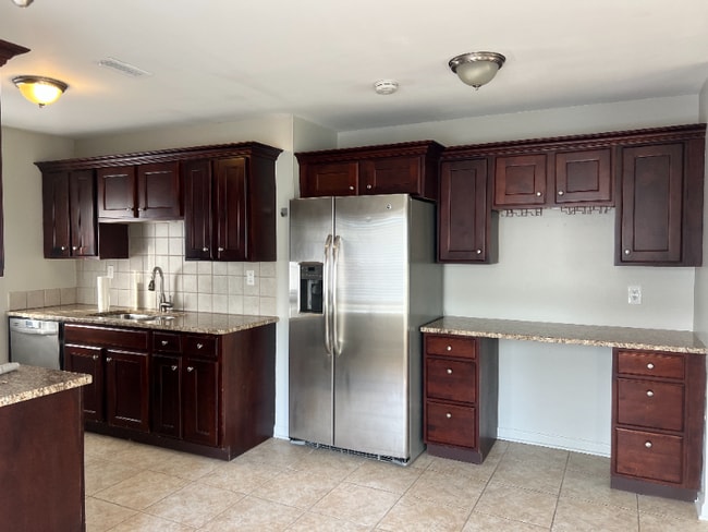 Foto del edificio - 1312 Hawkins St