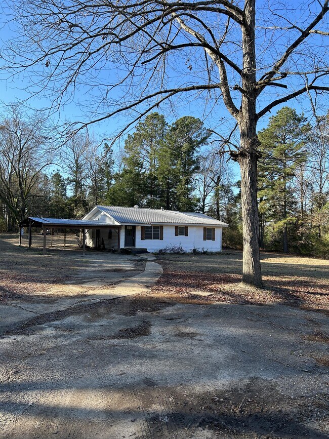 Building Photo - 376 Oak Tree Rd