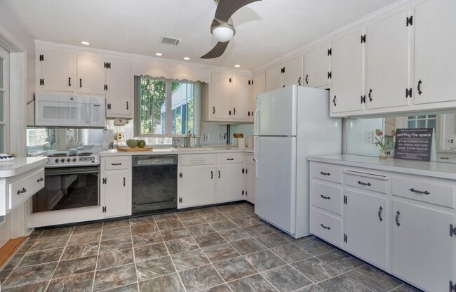 Photo - 33 Hillcrest Rd House