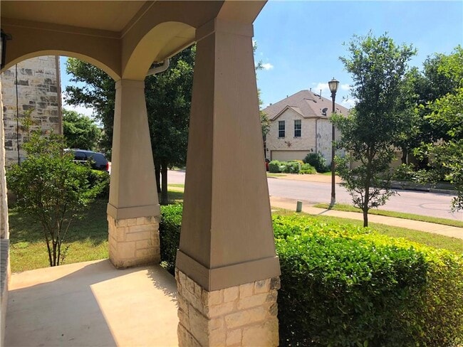 Building Photo - 10933 Casitas Dr
