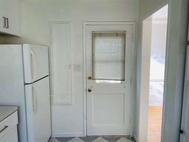 Building Photo - 3960 Los Feliz Blvd