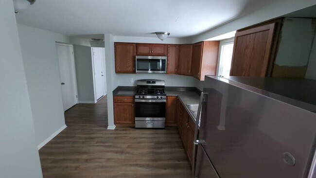 Foto del edificio - 6049 Sharon Woods Blvd