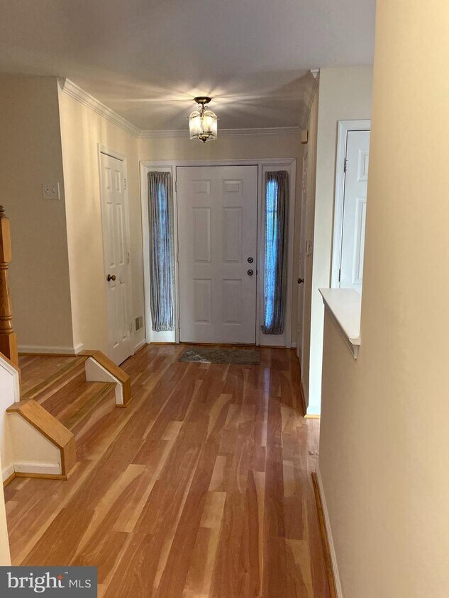 7413 Digby Grn, Alexandria, VA 22315 Townhome Rentals in Alexandria