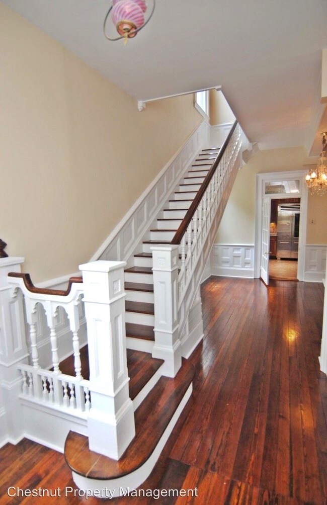 Building Photo - 3 br, 3 bath House - 616 Chestnut St