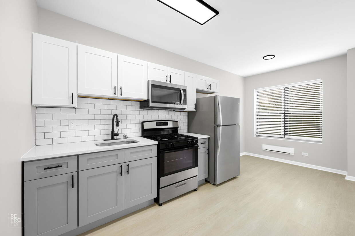 Foto principal - 7706 South Coles