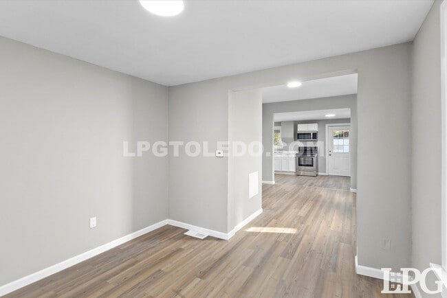 Foto del edificio - 1204 Navarre Ave