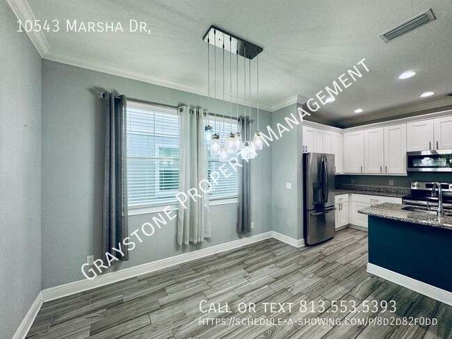 Building Photo - "Luxury Living Awaits: Stunning 3-Bedroom ...