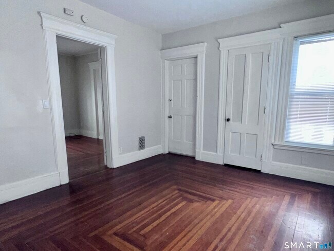 Foto del edificio - 1446 Ella T Grasso Blvd