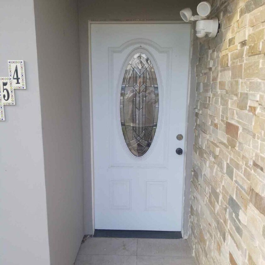 Foto principal - 454 Mandarin Ave