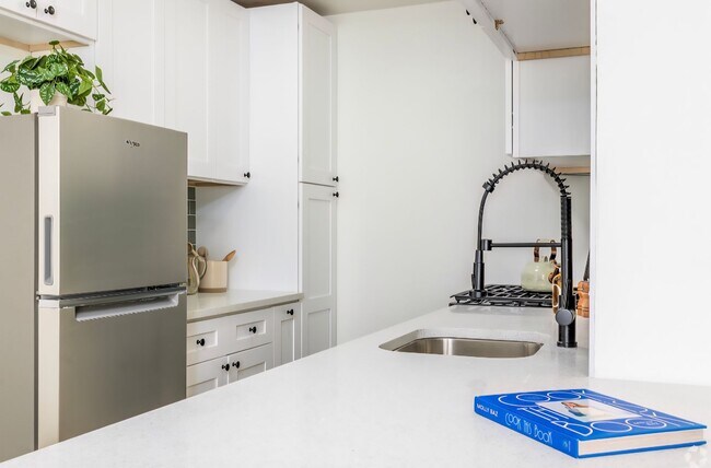 Foto del edificio - 382 Penn Apartments