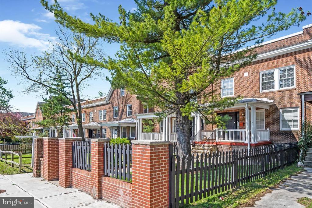 3802 Greenmount Ave, Baltimore, MD 21218 Townhome Rentals in