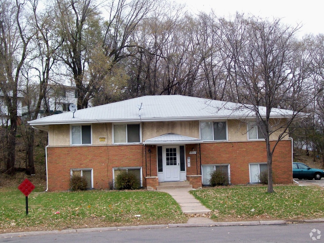 Building Photo - 4557 Madison St NE