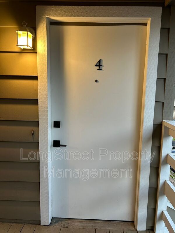 Building Photo - 11380 SW Greenburg Rd