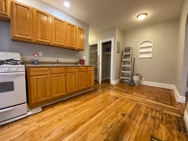 Foto del edificio - 90 E 52nd St