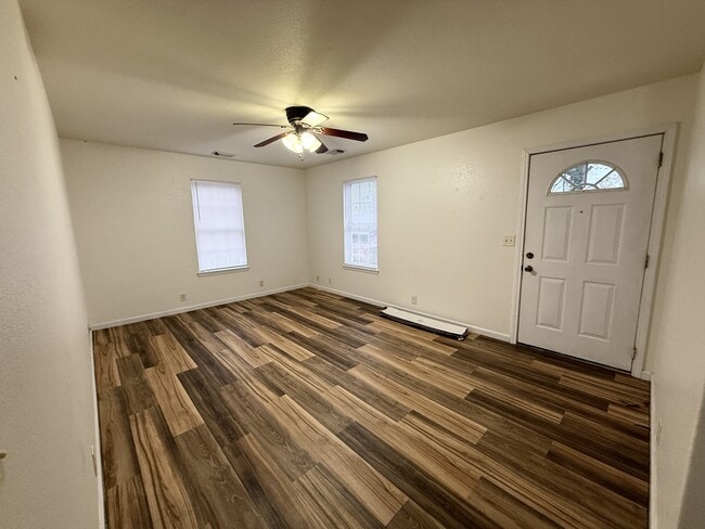 Building Photo - 3345 Malvern Rd