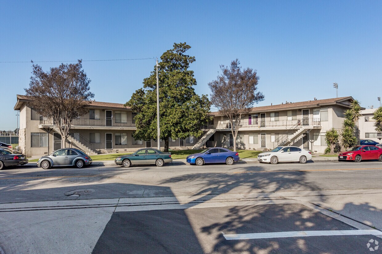 Primary Photo - 8714 5th St