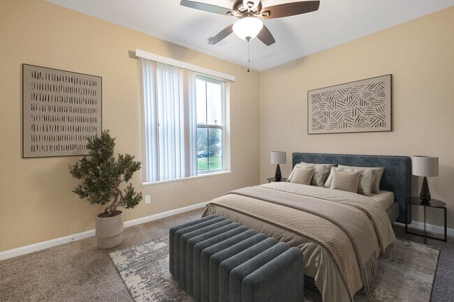 Foto del edificio - Montgomery Apartments