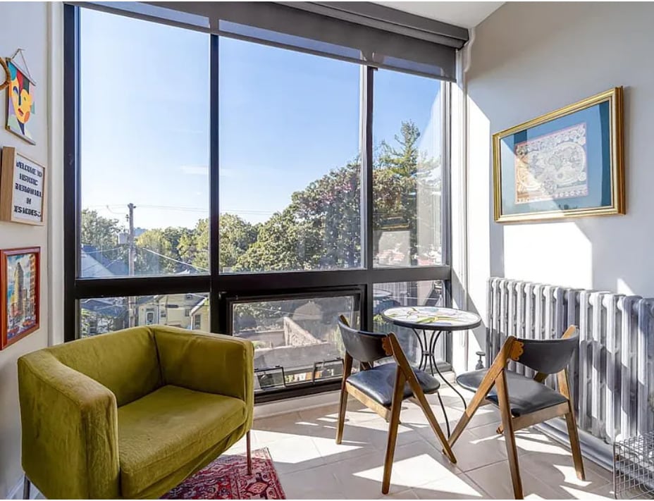 Primary Photo - 722 18th St