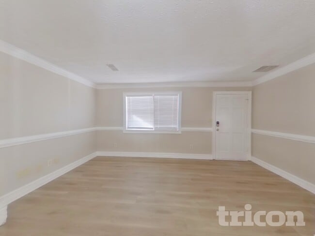 Building Photo - 20 Summerfield Ct