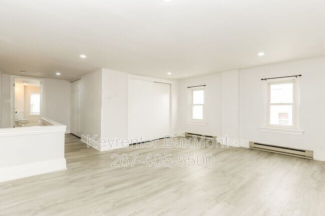 Foto del edificio - 340-342 W Broad St