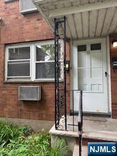Building Photo - 268 McBride Ave