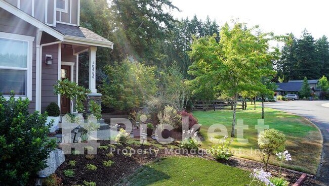 Building Photo - Beautiful 3 Bedroom in Great Silverdale Lo...