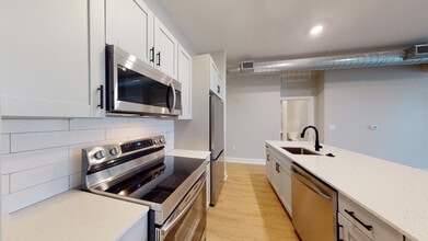 Interior Photo - Towson Promenade