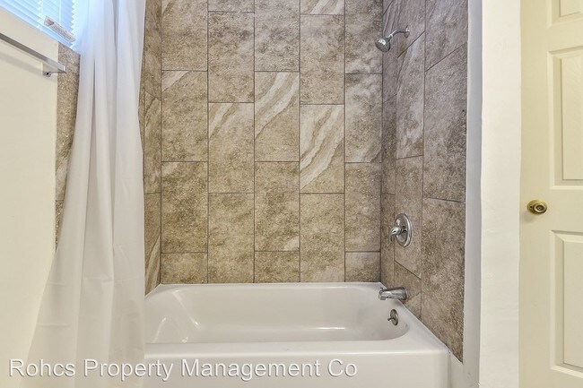 Foto del edificio - 14039 Archwood St
