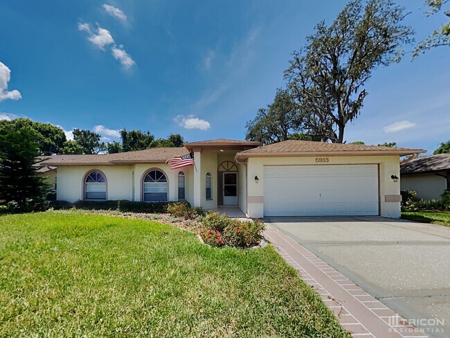 Building Photo - 5913 Fall River Dr