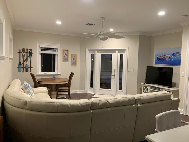 Photo - 470 SE St Lucie Blvd House