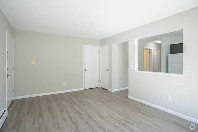 2BR,1BA - 750SF - Living Room - Shoreline Place