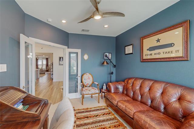 Foto del edificio - 12116 Howell Ct