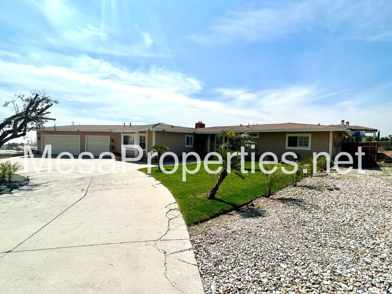 Primary Photo - 5992 Etiwanda Ave