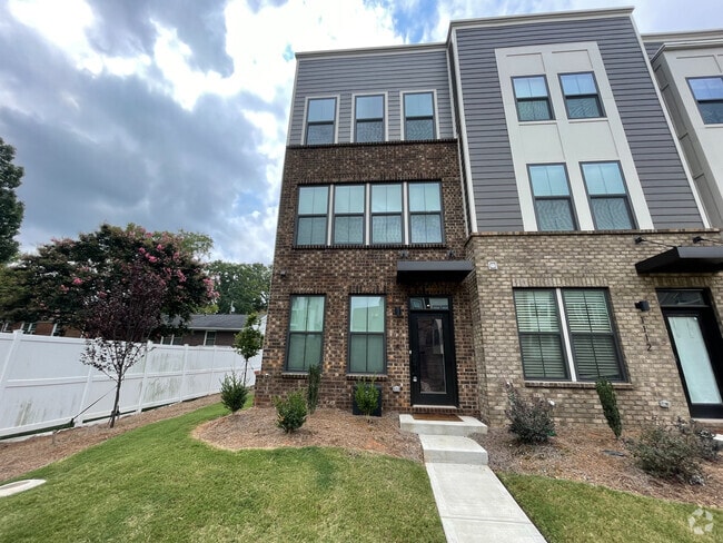 Building Photo - Room in Townhome on Gleason Wy