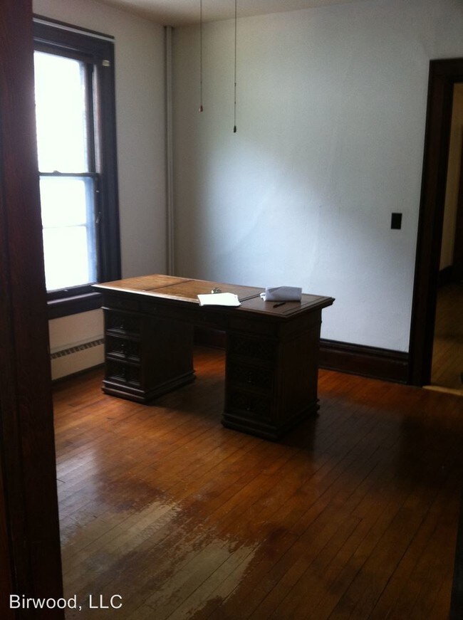 Building Photo - 1314 Rutledge St