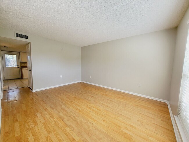 Building Photo - Introducing a charming 2Bds/1.5Bths. townh...