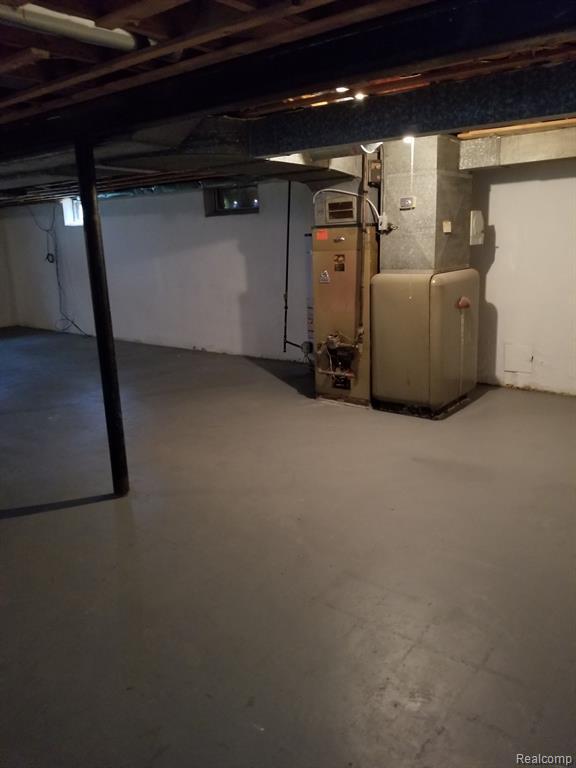 8556 OUTER Dr, Detroit, MI 48219 House Rental in Detroit, MI