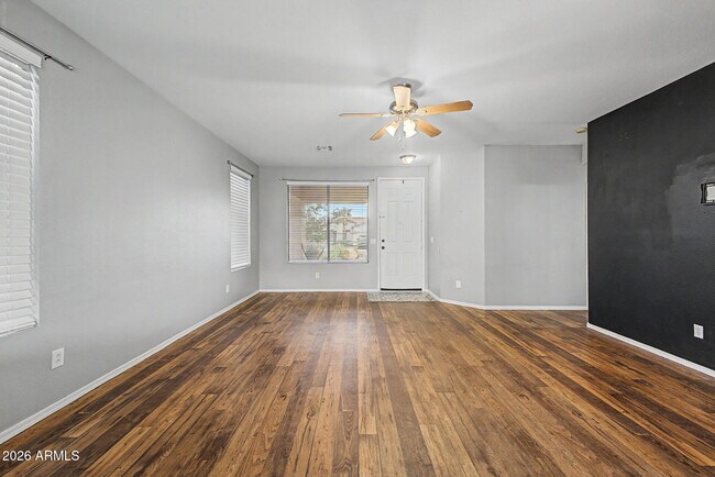 Building Photo - 11532 W Cottonwood Ln