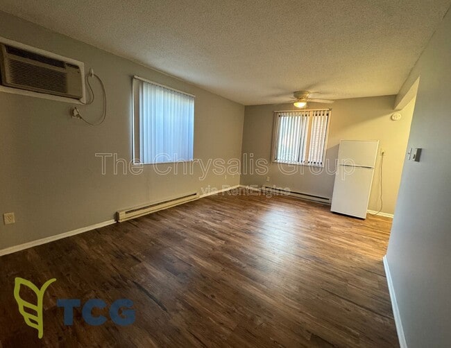 Foto del edificio - 2402 Marquette Rd