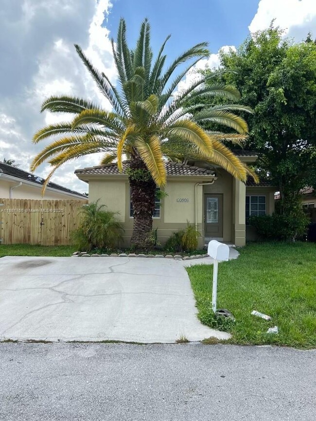 Building Photo - 13950 SW 151st Ct