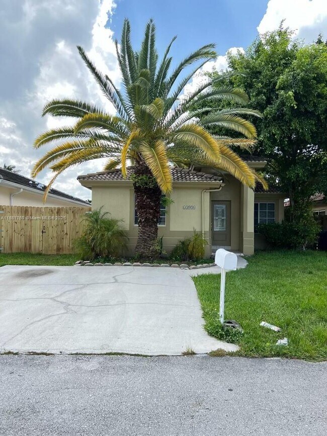 Foto del edificio - 13950 SW 151st Ct