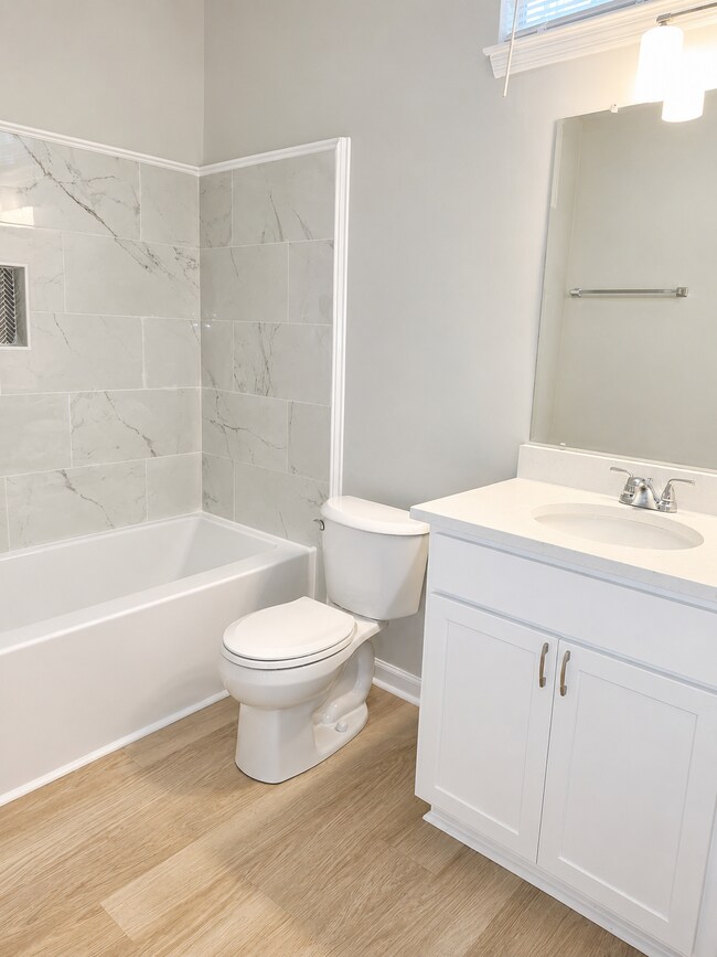 Foto del edificio - 127 Amberwood Dr
