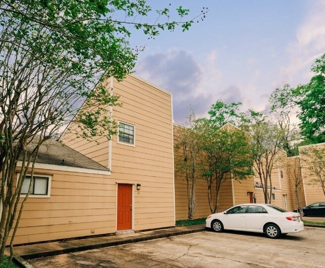 Azalea Park Apartments in Hammond, LA