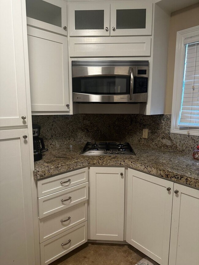 Foto del edificio - All Bills Paid - 2 Bedroom Apartment for r...