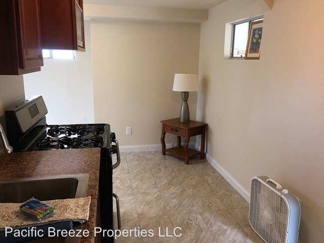 Building Photo - Studio, 1 bath House - 76-6138 Plumeria Road