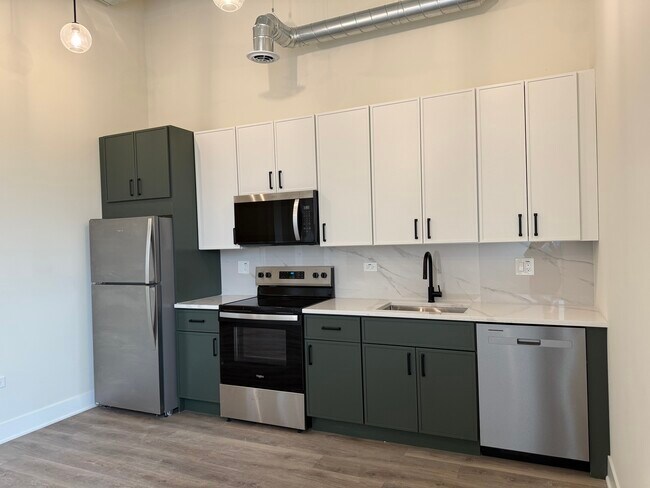 Foto del edificio - 1453 Maple Ave