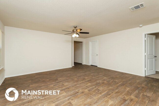 Foto del edificio - 6614 Legato Curv